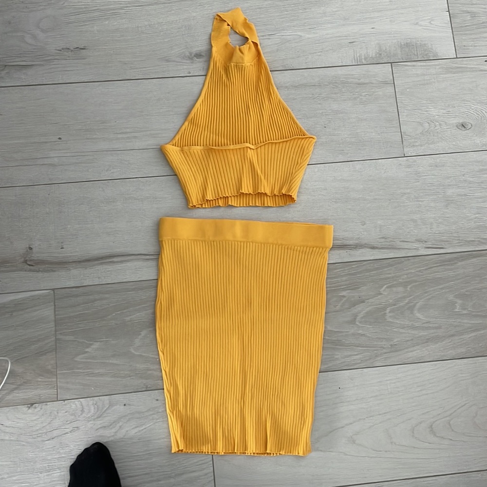 Superdown 2 Piece Set - Picture 2 of 3